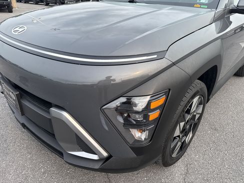 Used 2025 Hyundai Kona SEL AWD/4WD image 10