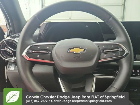 Used 2026 Chevrolet Equinox LT FWD image 22