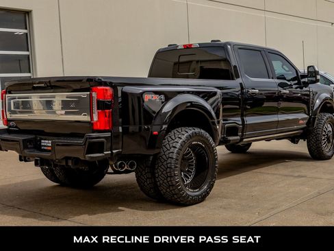 Used 2023 Ford F450 Platinum w/ FX4 Off-Road Package image 8