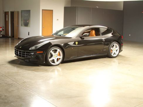 Used 2016 Ferrari FF image 81