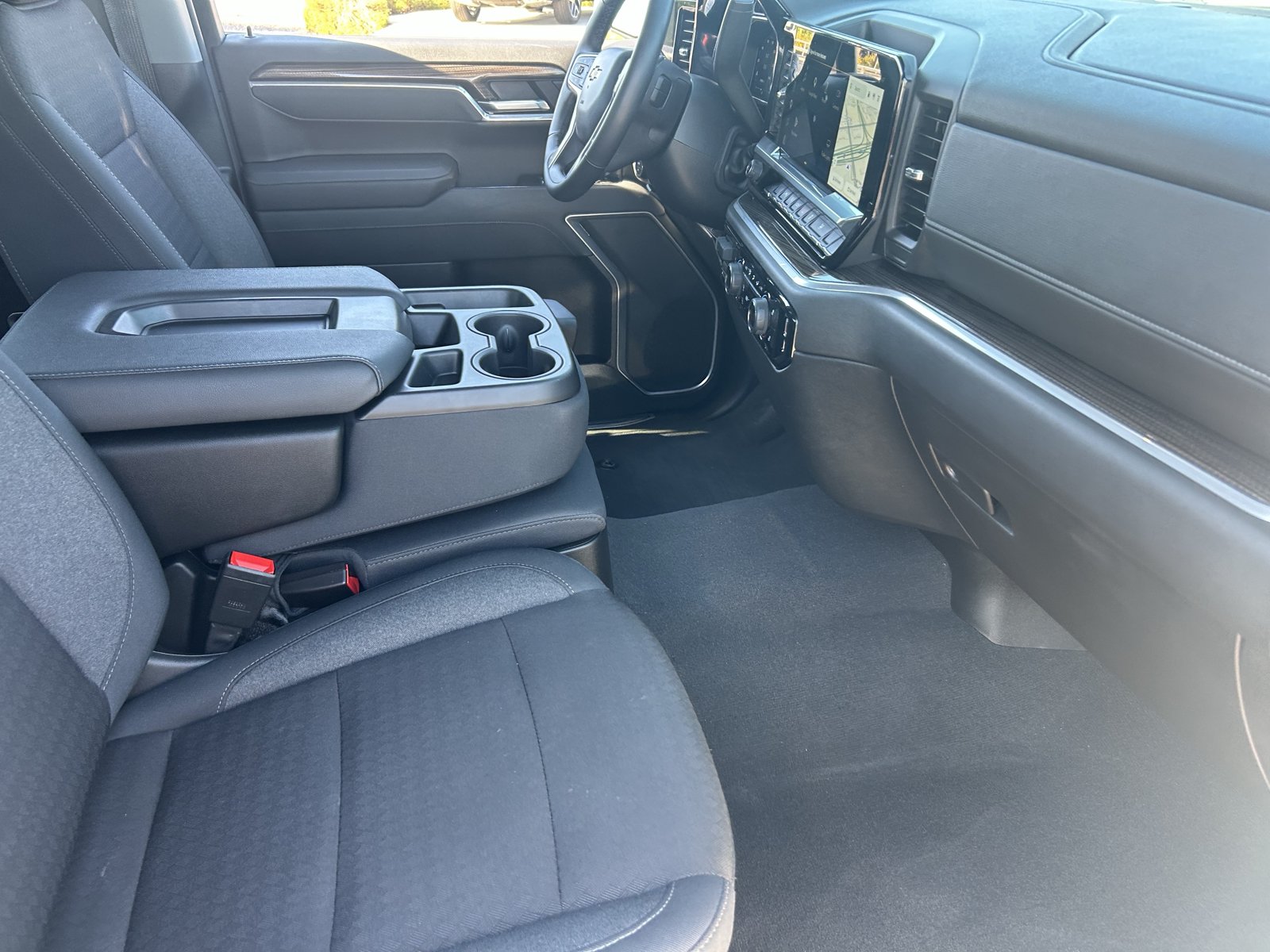 Certified 2026 Chevrolet Silverado 1500 LT AWD/4WD image 11