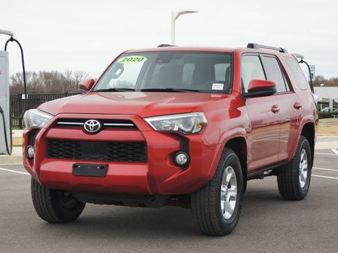 Used 2020 Toyota 4Runner SR5 image 21