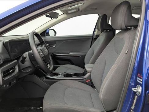 Used 2025 Kia K4 FWD image 14