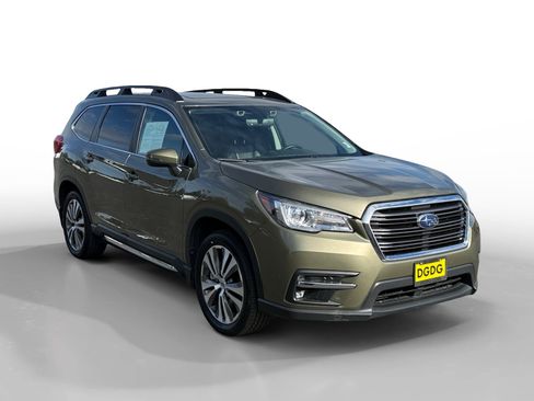 Used 2022 Subaru Ascent Limited w/ Technology Package AWD/4WD image 7
