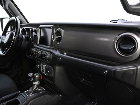 Used 2023 Jeep Gladiator Sport AWD/4WD image 15