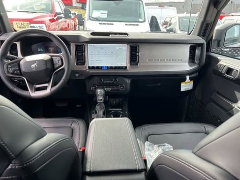 New 2026 Ford Bronco Outer Banks AWD/4WD image 14