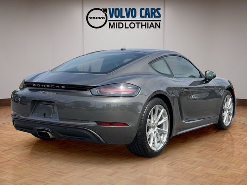 Used 2019 Porsche 718 Cayman RWD image 16