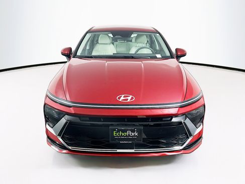 Used 2025 Hyundai Sonata SEL FWD image 2