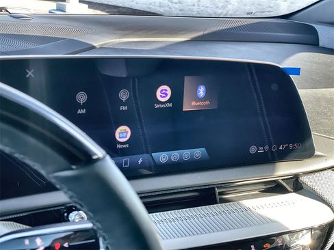 Certified 2026 Cadillac Optiq Luxury 1 image 13