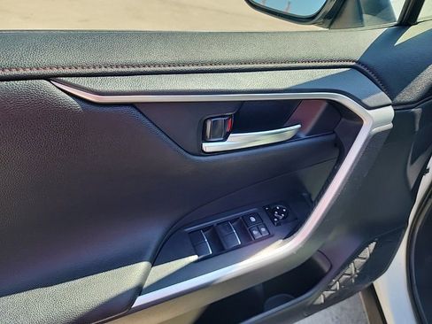 Used 2021 Toyota RAV4 XSE image 15