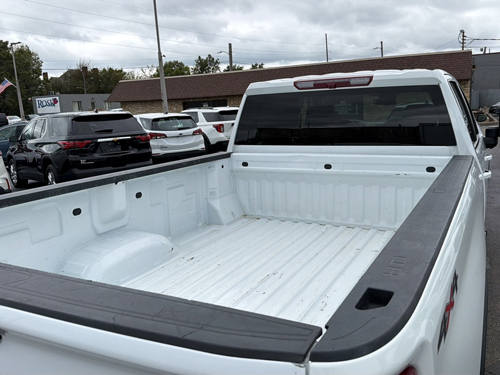Used 2025 Chevrolet Silverado 2500 LT w/ Safety Package AWD/4WD image 8