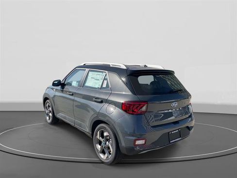 New 2026 Hyundai Venue SEL FWD image 3