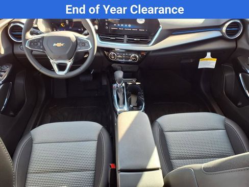 New 2025 Chevrolet Trax LT w/ Driver Confidence Package image 20