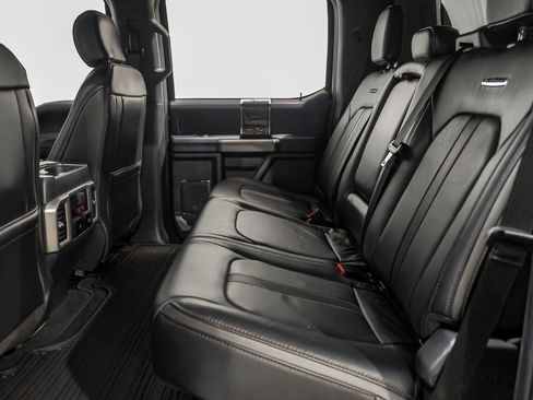 Used 2022 Ford F450 Platinum w/ FX4 Off-Road Package image 42