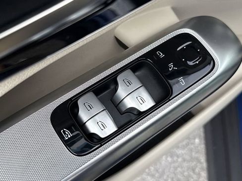 New 2025 Mercedes-Benz GLC 300 4MATIC image 20