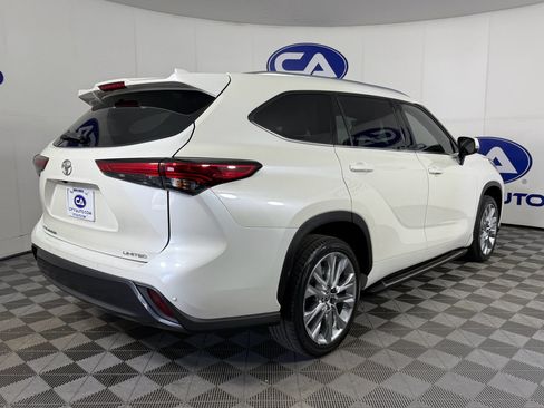Used 2020 Toyota Highlander Limited image 6