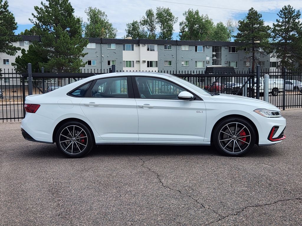 Certified 2026 Volkswagen Jetta GLI Autobahn FWD image 4