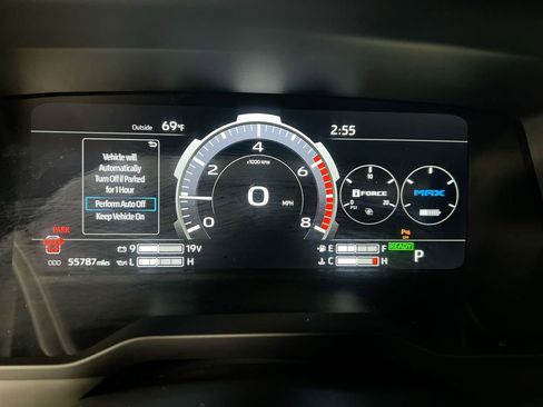 Used 2023 Toyota Sequoia Platinum AWD/4WD image 12
