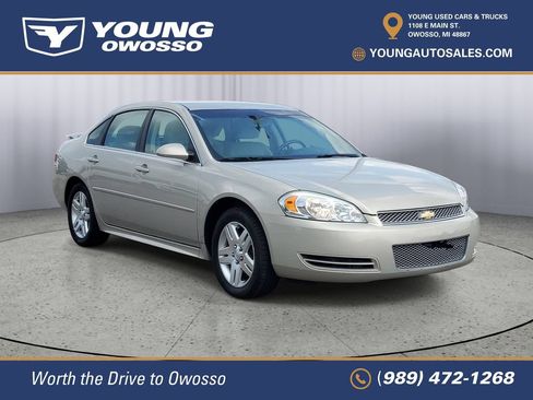 Used 2012 Chevrolet Impala LT FWD image 2