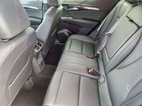 Used 2024 Buick Envision Preferred image 18