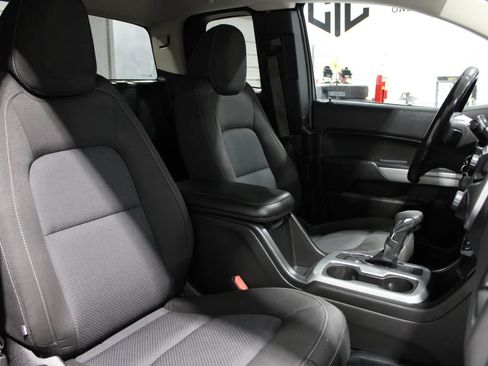 Used 2022 Chevrolet Colorado LT w/ Fleet Safety Package AWD/4WD image 43