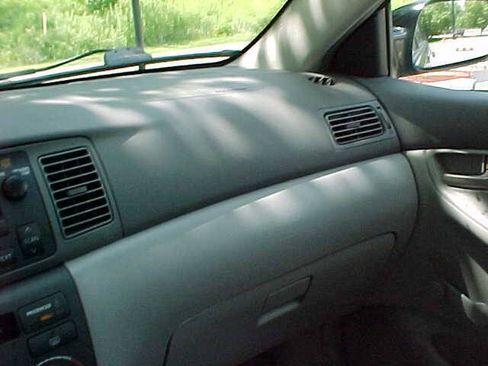 Used 2005 Toyota Corolla LE FWD image 22