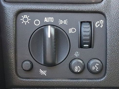 Used 2012 Chevrolet Colorado LT image 20