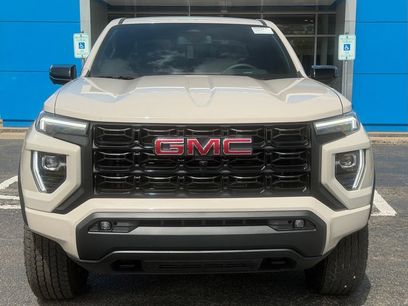 New 2026 GMC Canyon Elevation w/ Convenience Package