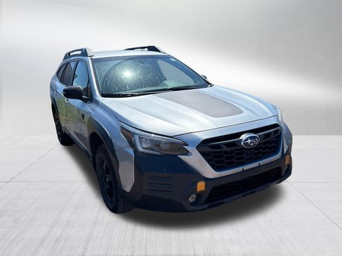 Used 2022 Subaru Outback Wilderness AWD/4WD image 3