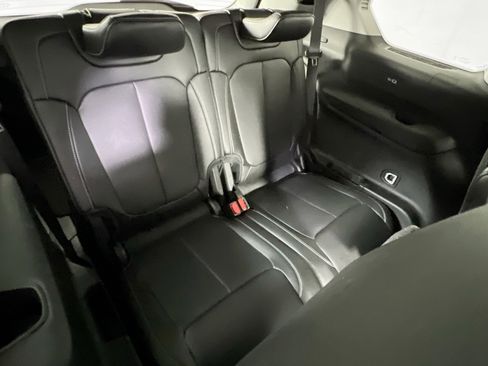 Used 2023 Jeep Grand Cherokee L Limited w/ Luxury Tech Group II image 26