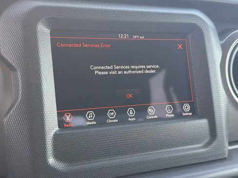 Used 2023 Jeep Gladiator Sport image 29