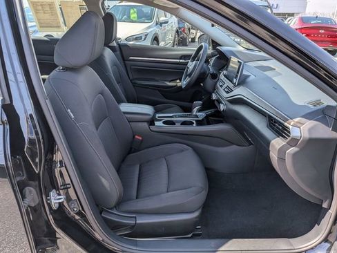 Used 2023 Nissan Altima 2.5 SV image 24