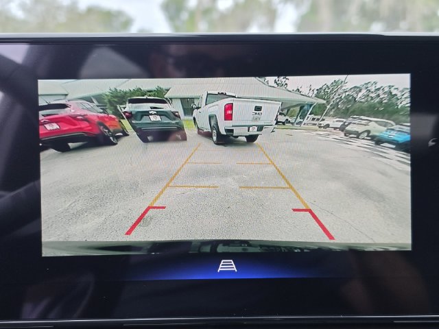 New 2026 Chevrolet Trax RS w/ Sunroof Package FWD image 25