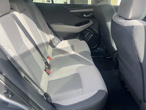 Used 2022 Subaru Outback Premium image 19