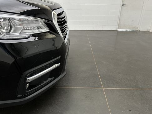 Used 2022 Subaru Ascent Touring AWD/4WD image 2