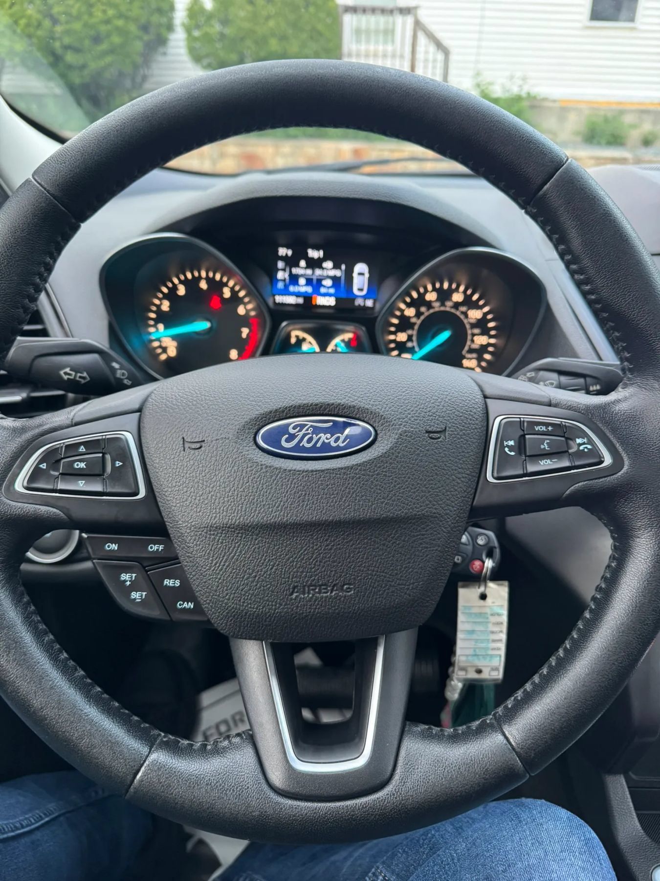 Used 2018 Ford Escape SEL AWD/4WD image 16
