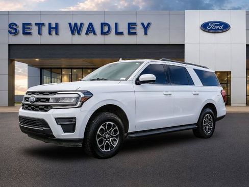 Certified 2024 Ford Expedition Max XLT AWD/4WD image 3