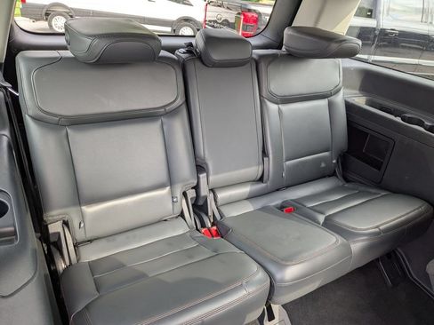 Used 2025 Ford Expedition Active AWD/4WD image 20