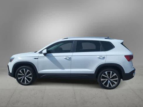 Used 2022 Volkswagen Taos SE AWD/4WD image 5