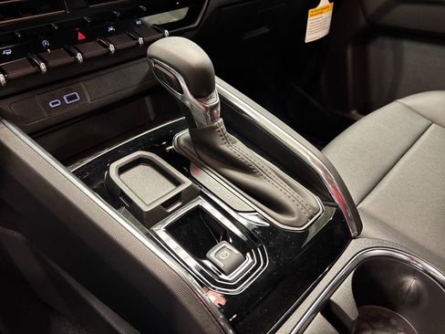 New 2026 GMC Canyon Elevation w/ Convenience Package RWD image 36