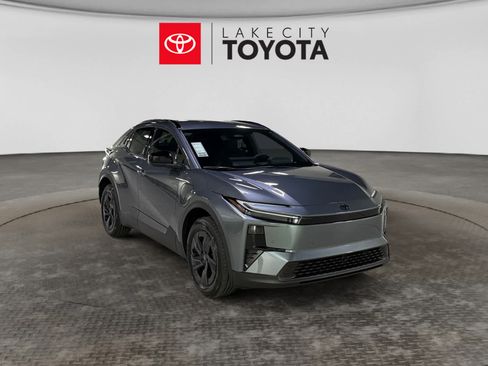New 2026 Toyota C-HR AWD/4WD image 9