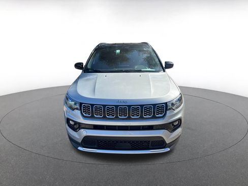 Used 2025 Jeep Compass Limited image 2