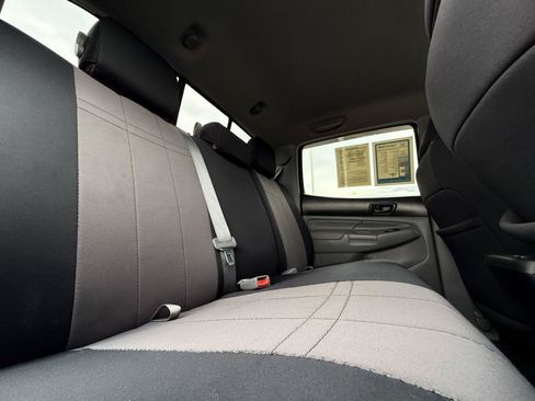 Used 2015 Toyota Tacoma 4x4 Double Cab w/ TRD Off-Road Package image 24