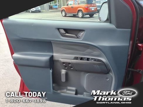 New 2025 Ford Maverick XLT image 8