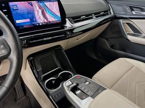 Used 2025 BMW X1 xDrive28i w/ Convenience Package image 25