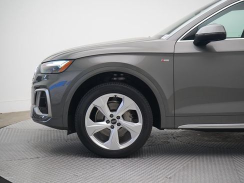 Used 2023 Audi Q5 2.0T Premium Plus w/ Premium Plus Package AWD/4WD image 2