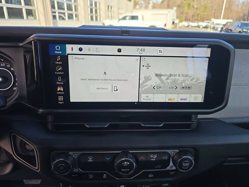 New 2026 Jeep Gladiator Sport AWD/4WD image 20