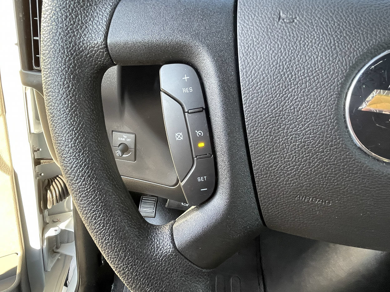 Used 2025 Chevrolet Express 3500 LT w/ LT Preferred Equipment Group RWD image 34