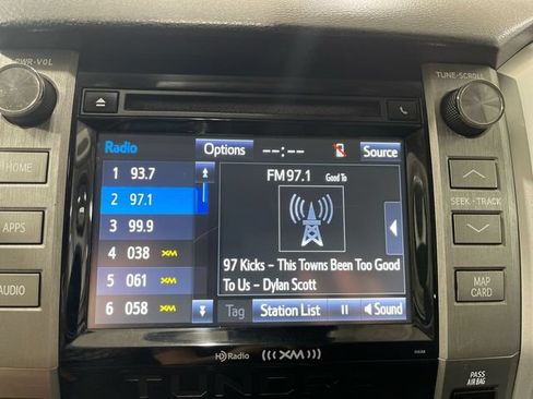 Used 2018 Toyota Tundra SR5 w/ SR5 Upgrade Package RWD image 17