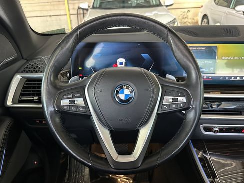 Used 2025 BMW X5 xDrive50e AWD/4WD image 15